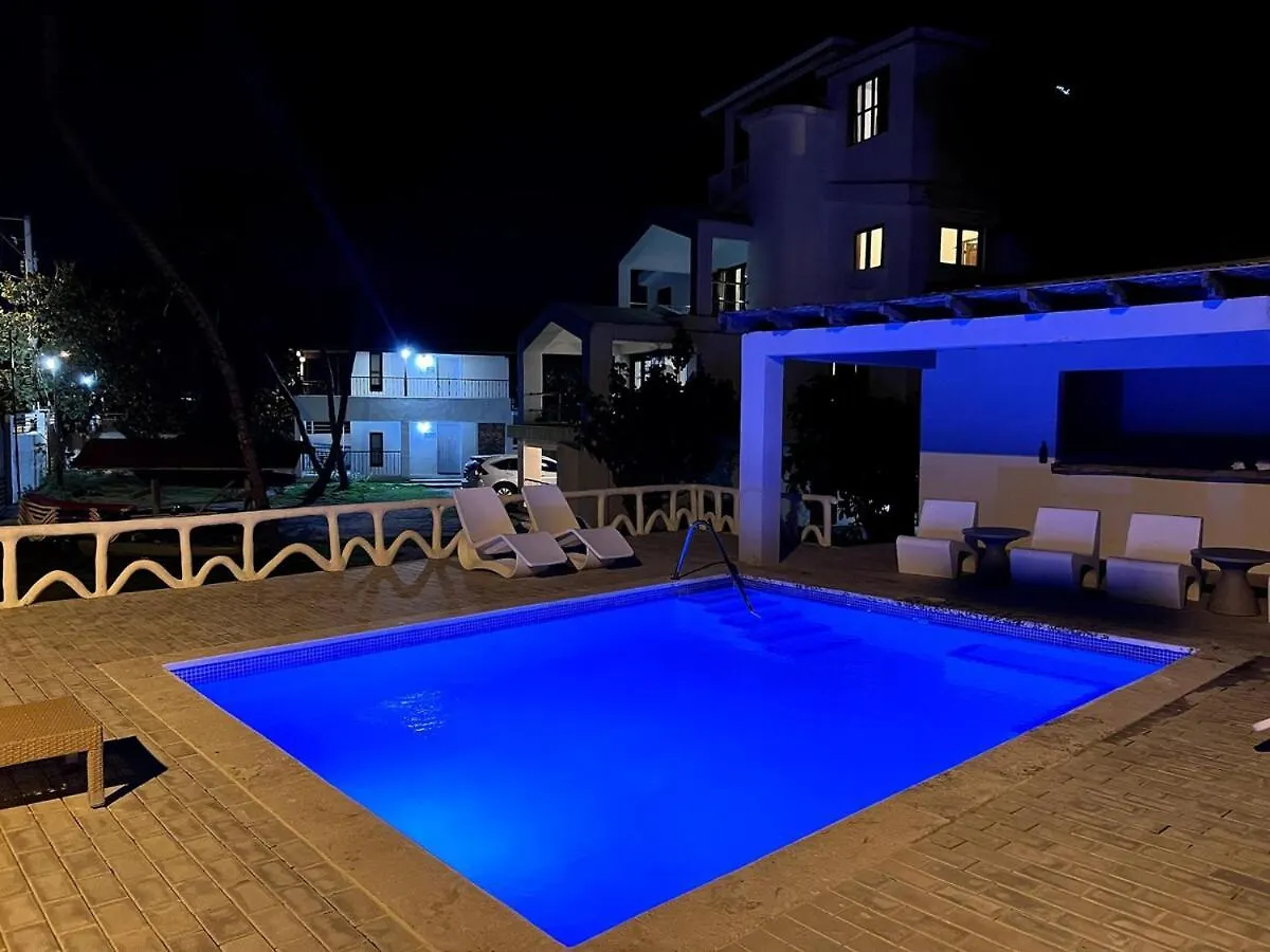 Front Beach Punta Rucia Villa