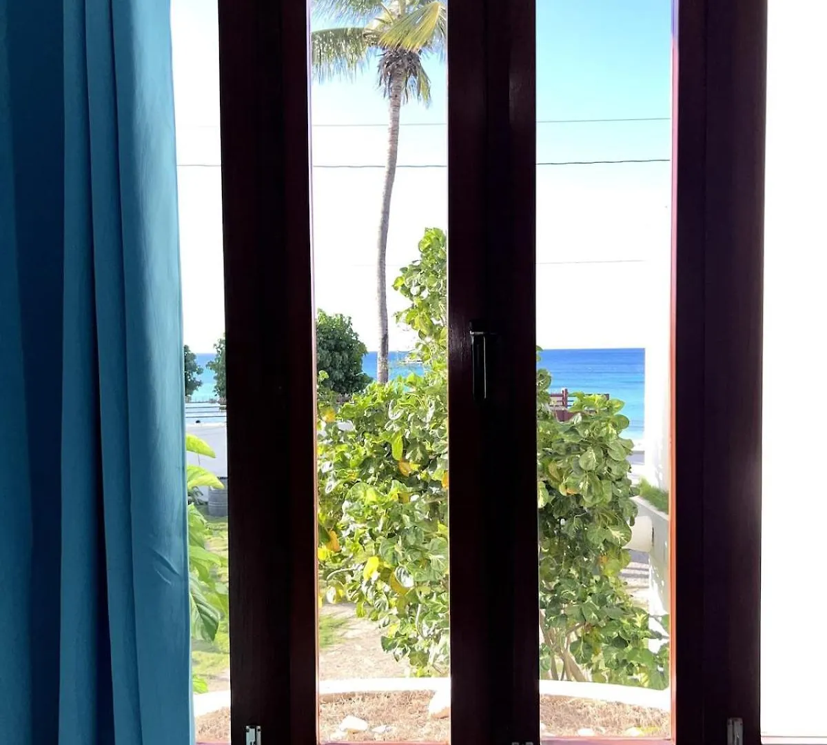 Front Beach Punta Rucia Villa